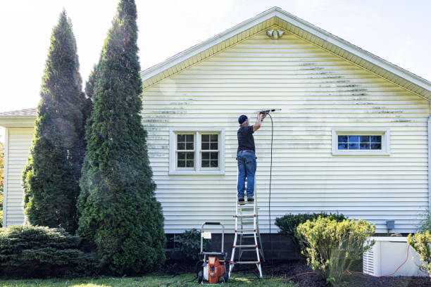 Best Fence Pressure Washing  in Columbus Junction, IA